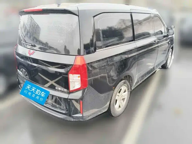 Wuling Zhengcheng — Фото автомобиля 2