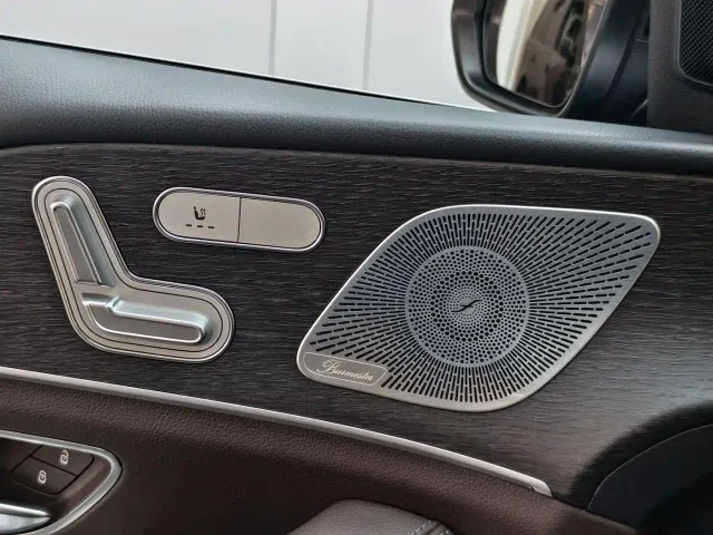 Mercedes-Benz GLE-Class — Фото автомобиля 12