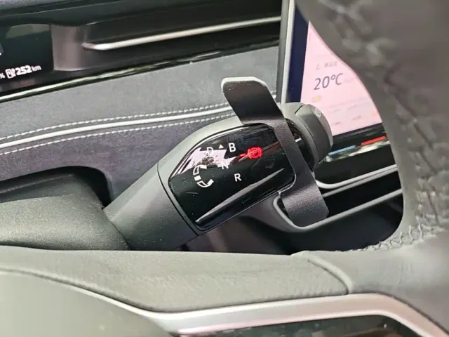Volkswagen ID.7 Vizzion — Фото автомобиля 13