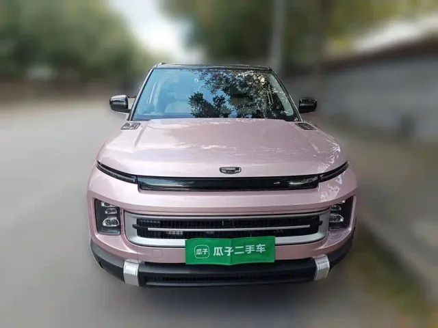 Geely ICON — Фото автомобиля 22