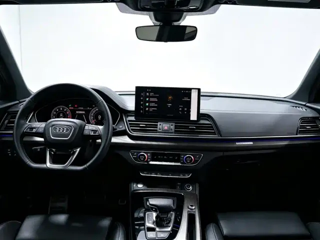 Audi Q5L — Фото автомобиля 9