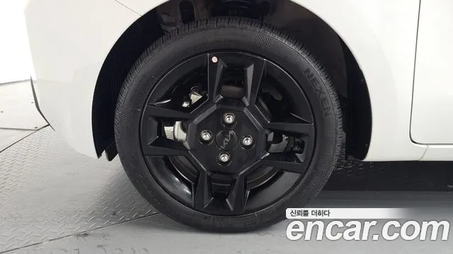 Kia RAY Новый Kia Ray Signature X Line — Фото автомобиля 4