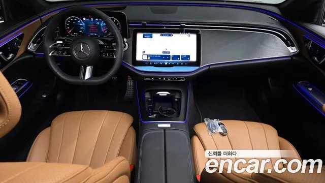 Mercedes-Benz E-Class — Фото автомобиля 2