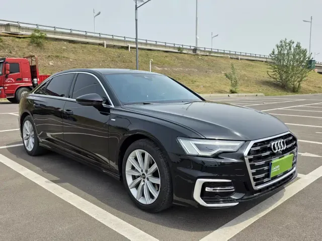 Audi A6L — Фото автомобиля 3