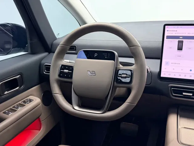 Li Auto MEGA — Фото автомобиля 11