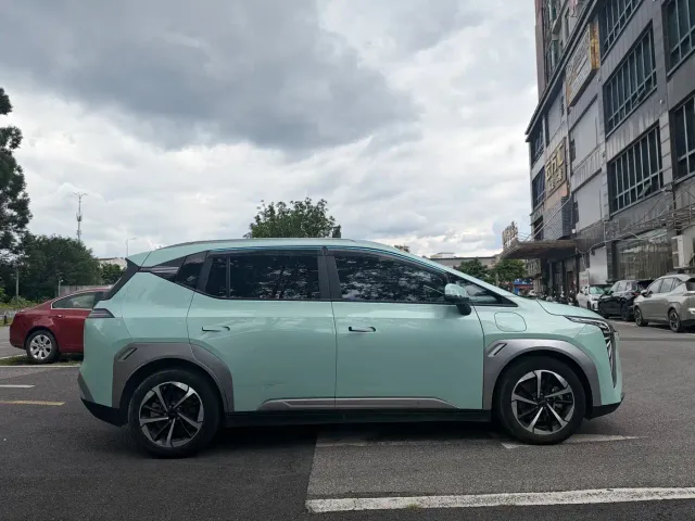 GAC Aion Y — Фото автомобиля 7