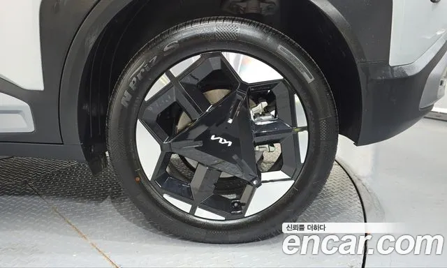 Kia Seltos — Фото автомобиля 6