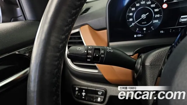 Kia Seltos New — Фото автомобиля 18