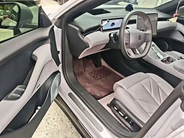 Nio ET5 — Фото автомобиля 15