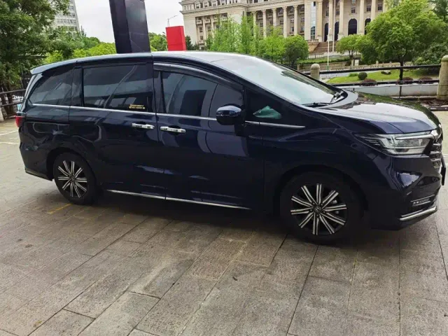 Honda Odyssey — Фото автомобиля 22