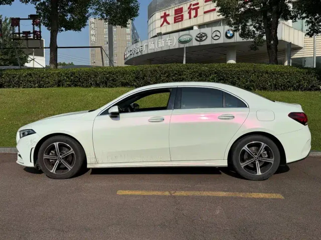Mercedes-Benz A-Class — Фото автомобиля 3