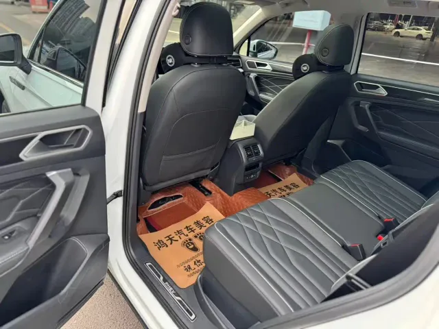Volkswagen Tiguan L PHEV — Фото автомобиля 7
