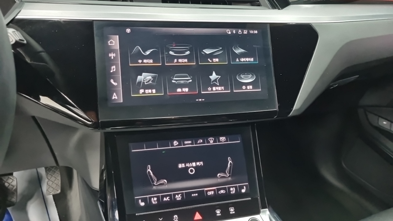 Audi e-tron — Фото автомобиля 13