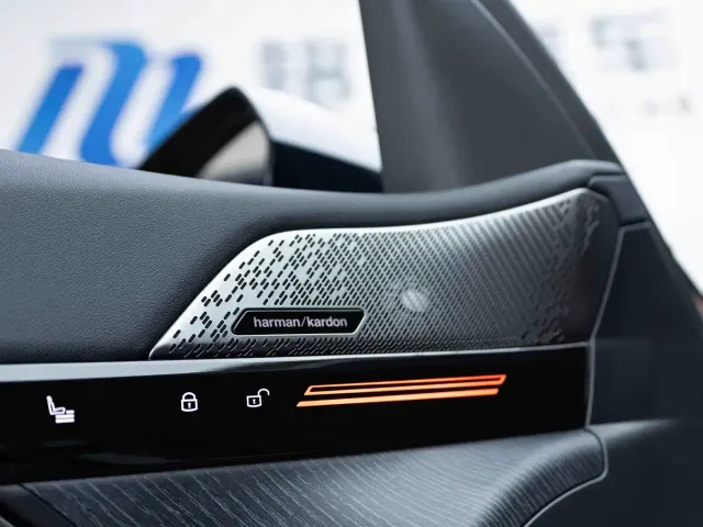 BMW 5 Series — Фото автомобиля 11