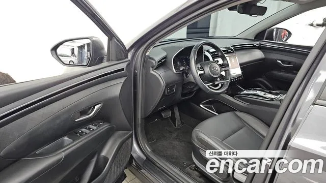 Hyundai Tucson Tucson (NX4) Бензин 1.6 Turbo 4WD — Фото автомобиля 10