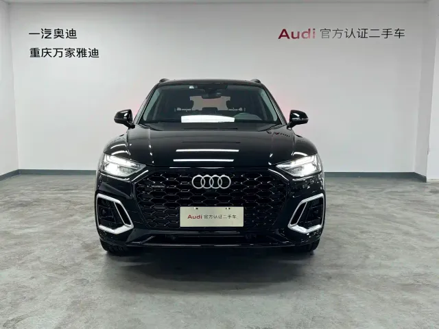 Audi Q5L — Фото автомобиля 3
