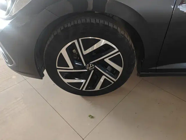 Volkswagen Sagitar — Фото автомобиля 24