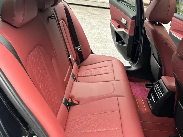 BMW 3 Series — Фото автомобиля 12