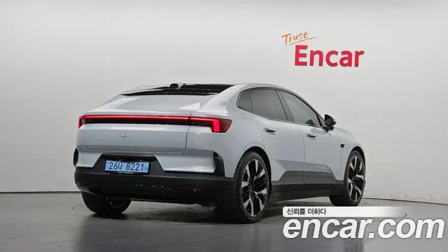 Polestar 4 — Фото автомобиля 2