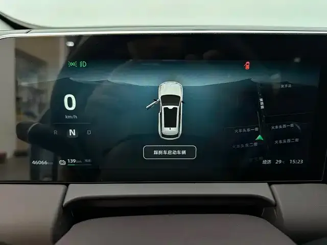 Leapmotor C11 — Фото автомобиля 10