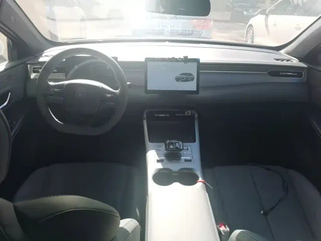 BYD Qin PLUS — Фото автомобиля 9