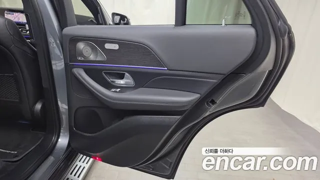 Mercedes-Benz GLE-Class — Фото автомобиля 24