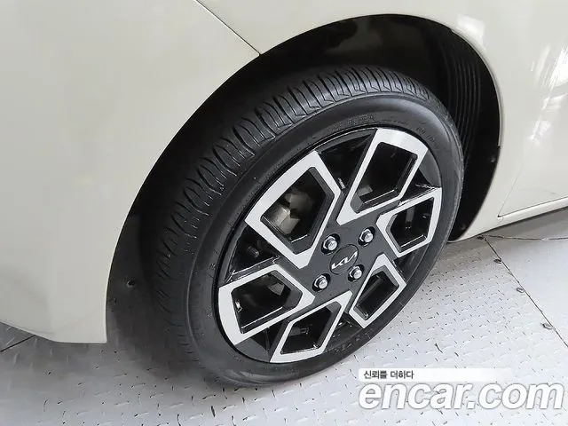 Kia RAY Новый Kia Ray Signature — Фото автомобиля 5