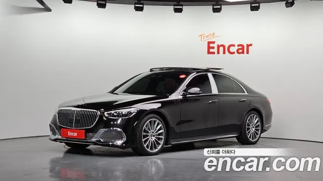 Фотография автомобиля — Mercedes-Benz S-Class