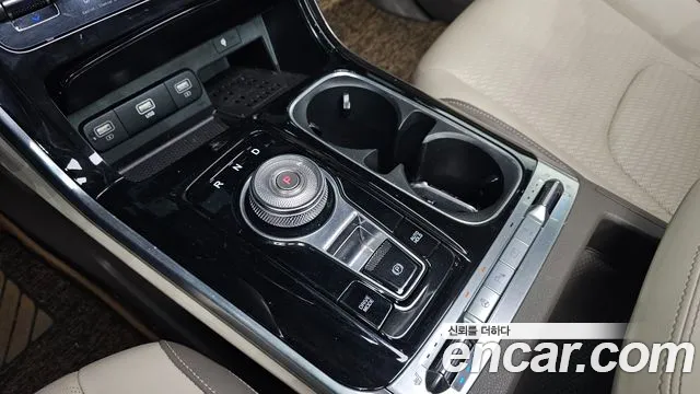 Kia Canival Carnival 4 поколение Дизель 7 мест Signature — Фото автомобиля 9