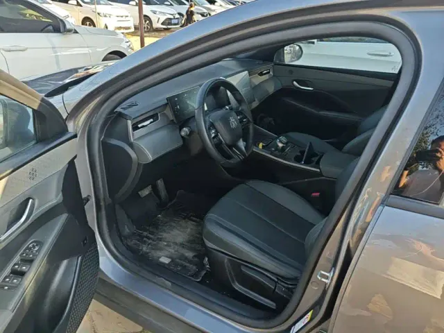 BYD Qin PLUS — Фото автомобиля 15