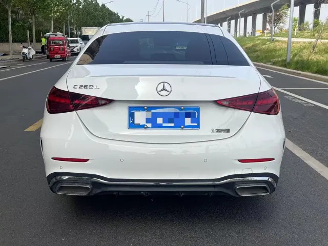 Mercedes-Benz C-Class — Фото автомобиля 4
