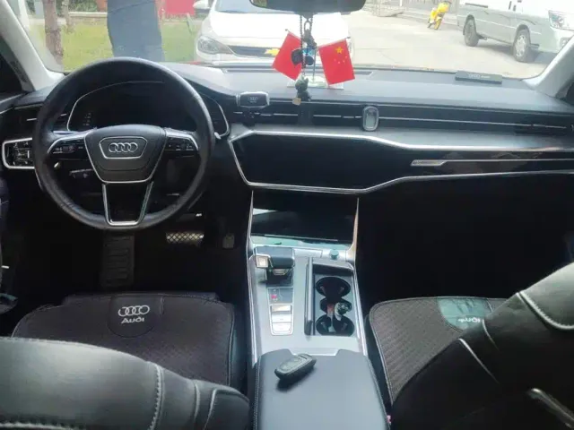 Audi A6L — Фото автомобиля 6