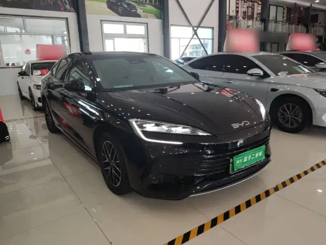 BYD Seal 07 DM-i — Фото автомобиля 3