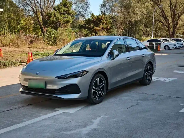 Фотография автомобиля — Roewe D7