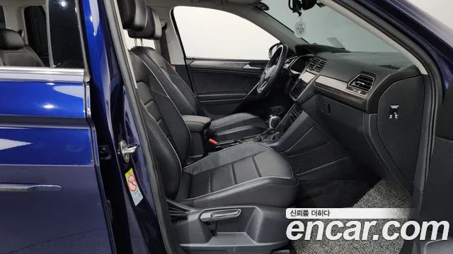 Volkswagen Tiguan — Фото автомобиля 26