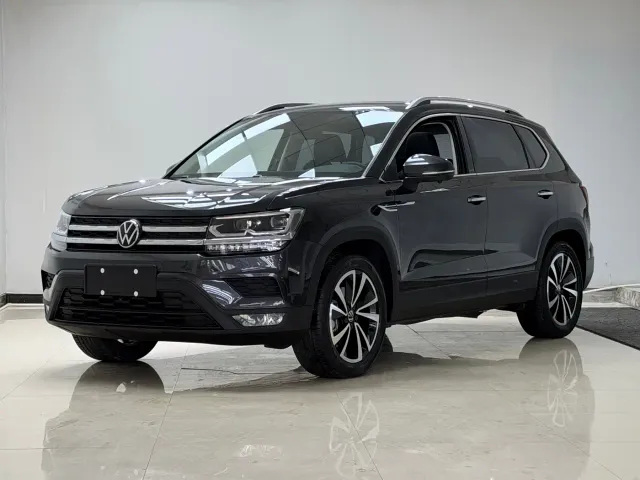 Фотография автомобиля — Volkswagen Tharu
