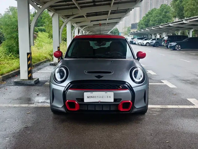 MINI Hatch — Фото автомобиля 2