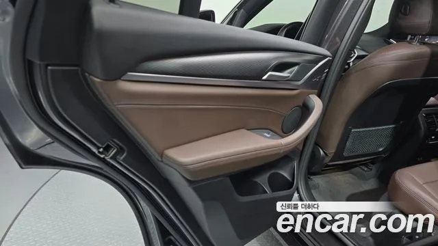 BMW X4 G02 — Фото автомобиля 14