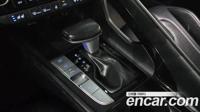 Hyundai Avante — Фото автомобиля 12