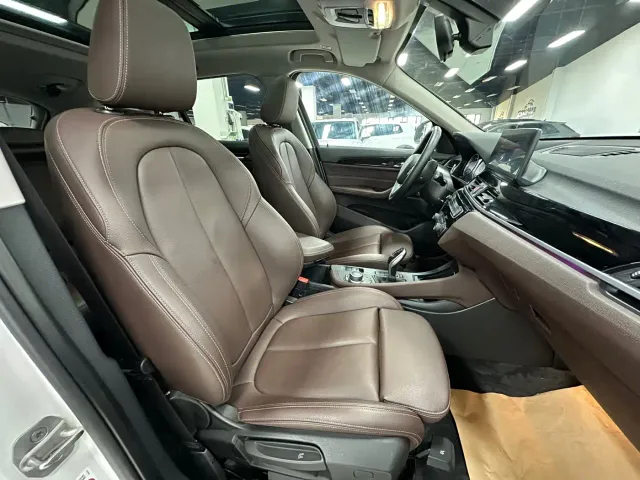 BMW X1 — Фото автомобиля 14