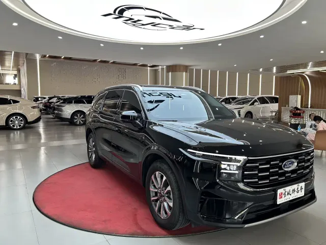 Ford Edge — Фото автомобиля 3