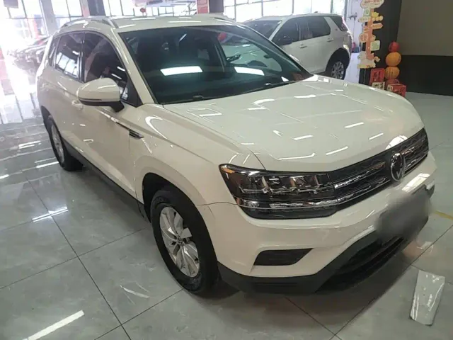 Volkswagen Tharu — Фото автомобиля 3