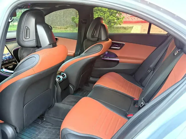Mercedes-Benz C-Class — Фото автомобиля 5