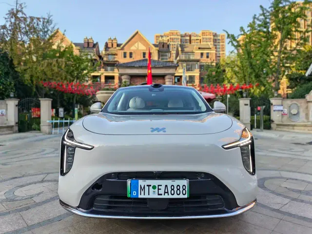 IM Motors LS6 — Фото автомобиля 2