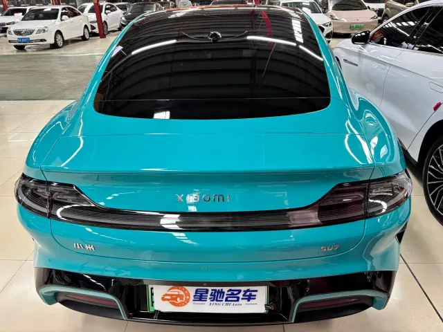 Xiaomi SU7 — Фото автомобиля 13