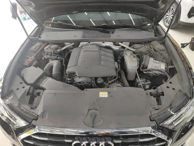 Audi A6L — Фото автомобиля 15