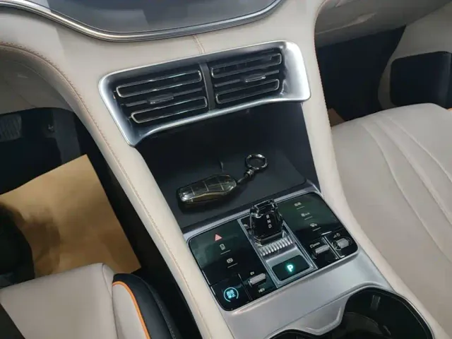 BYD Song PLUS — Фото автомобиля 13