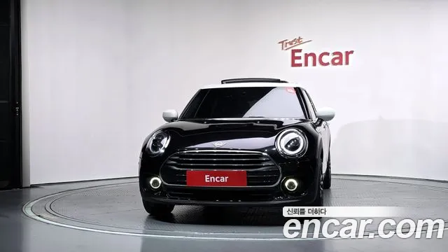 MINI Clubman — Фото автомобиля 3