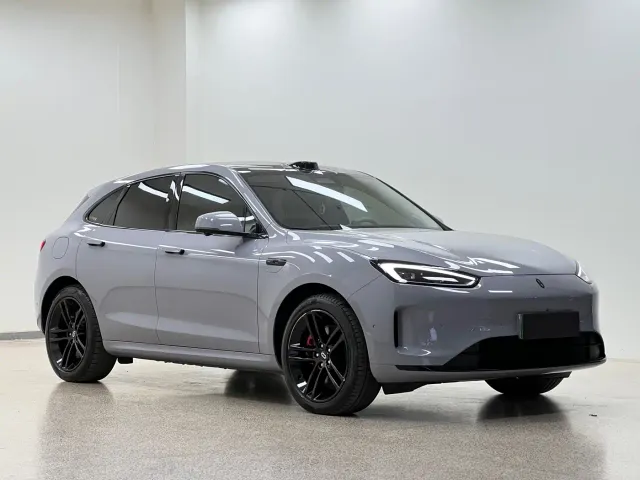 Aito M5 — Фото автомобиля 3