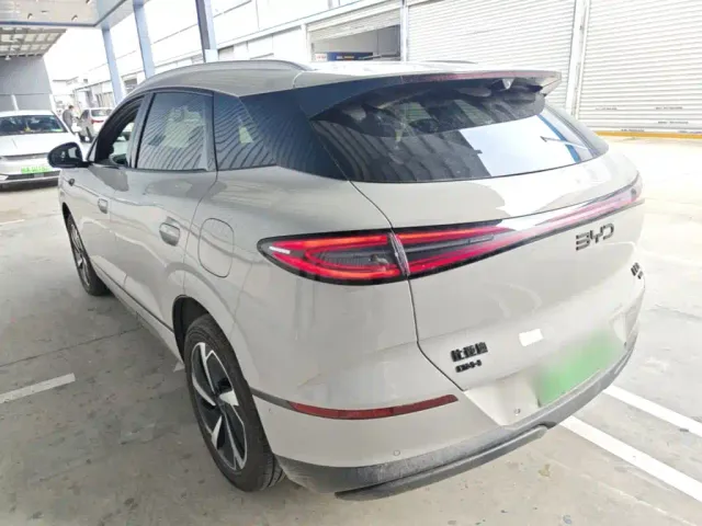 BYD Sealion 06 — Фото автомобиля 4